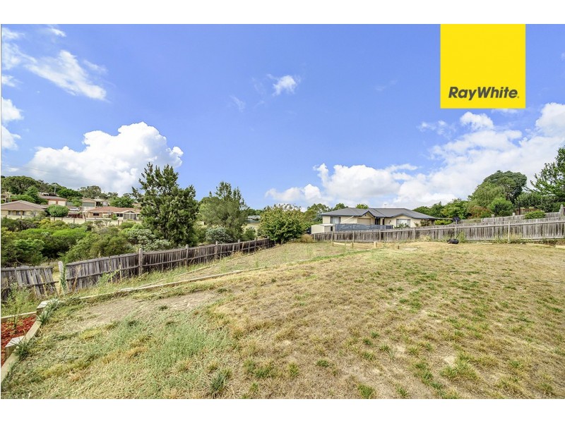 32 Pomeroy Street, Dunlop ACT 2615