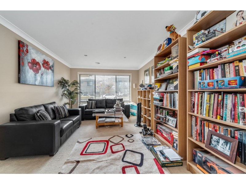 43 Henry Kendall Street, Franklin ACT 2913