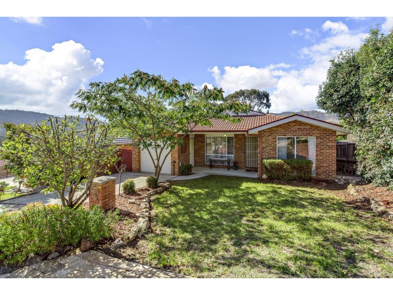 8 Lott Place, Gordon ACT 2906