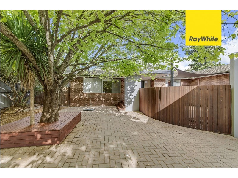 16 Bathurst Place, Macquarie ACT 2614