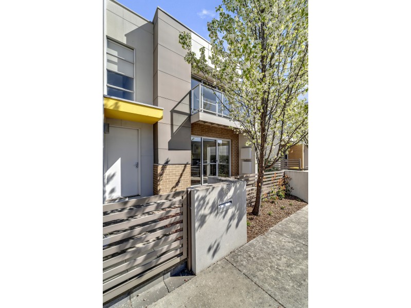 16 Ultimo Street, Crace ACT 2911