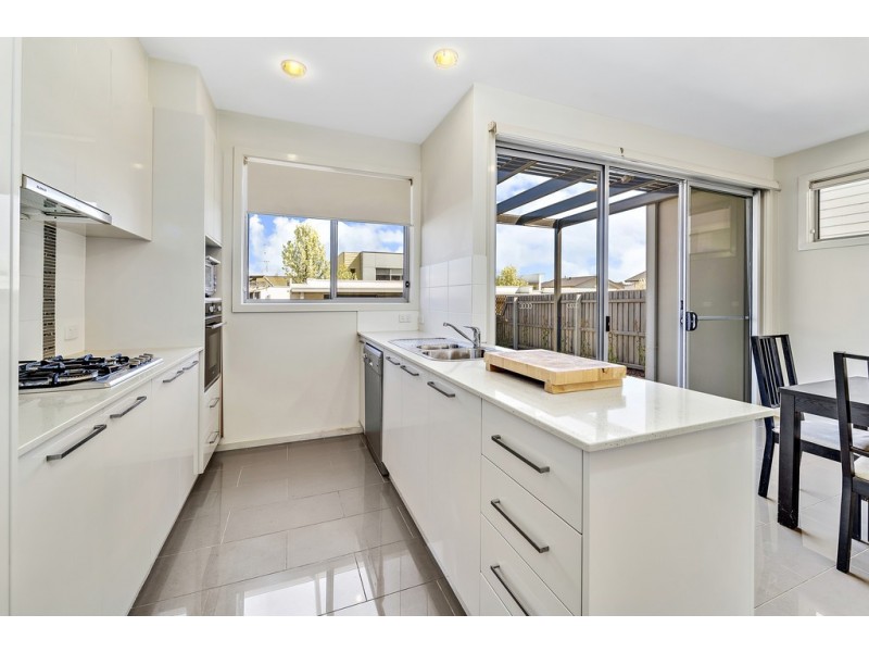 16 Ultimo Street, Crace ACT 2911