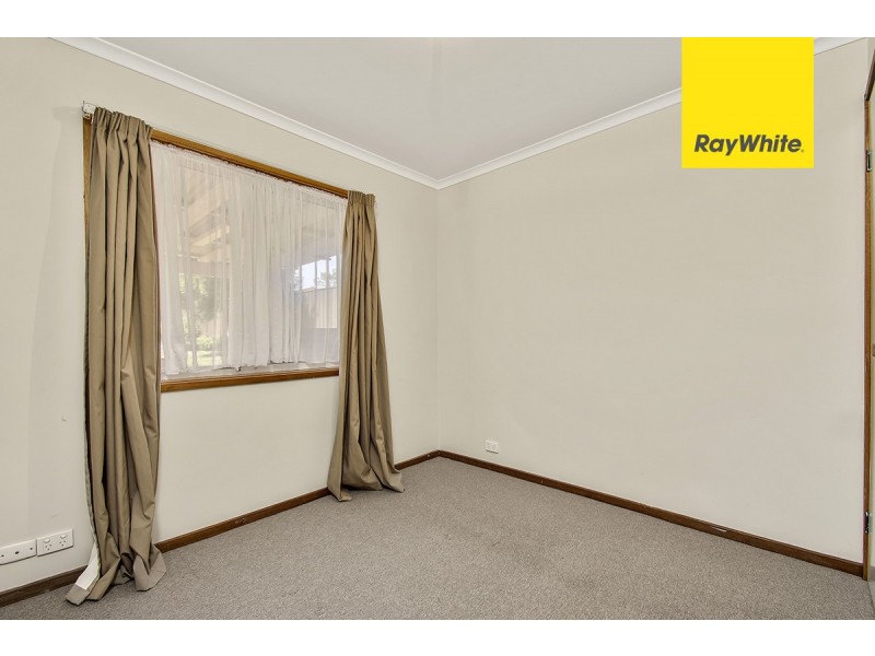 17 Beazley Crescent, Calwell ACT 2905