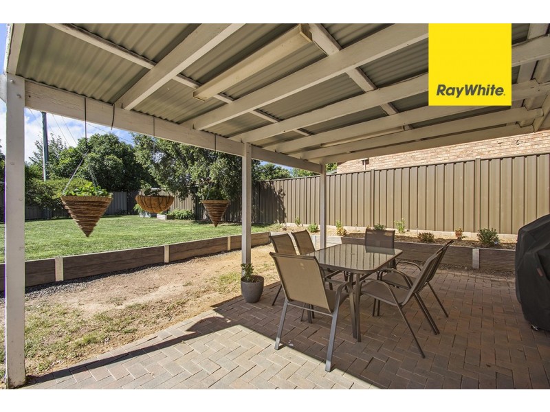 17 Beazley Crescent, Calwell ACT 2905