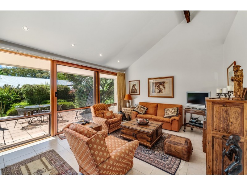 49 Pearson Street, Holder ACT 2611