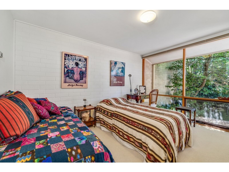 49 Pearson Street, Holder ACT 2611