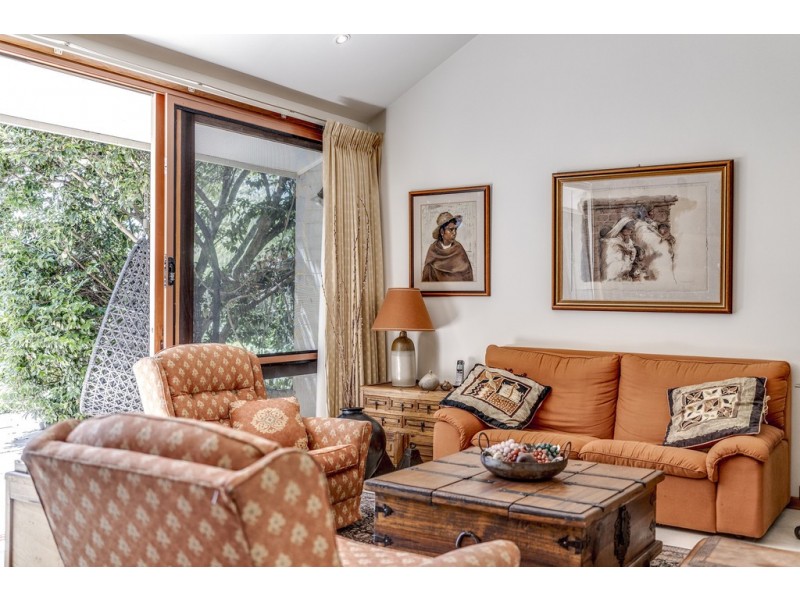 49 Pearson Street, Holder ACT 2611