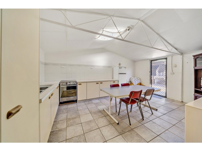 31 Lawrence Close, Macgregor ACT 2615