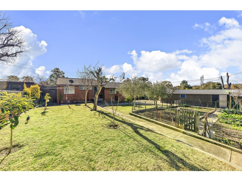 31 Lawrence Close, Macgregor ACT 2615