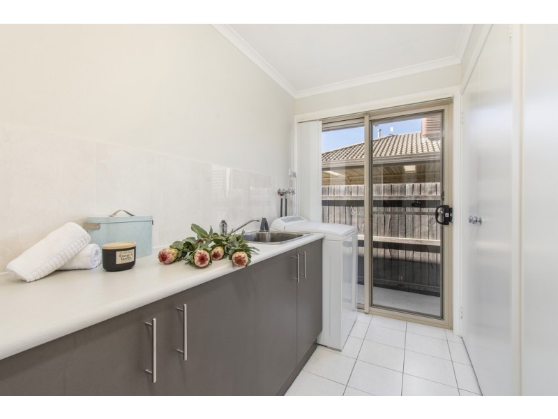 8 Joan Long Street, Franklin ACT 2913