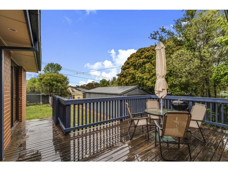 12 Ayers Place, Curtin ACT 2605