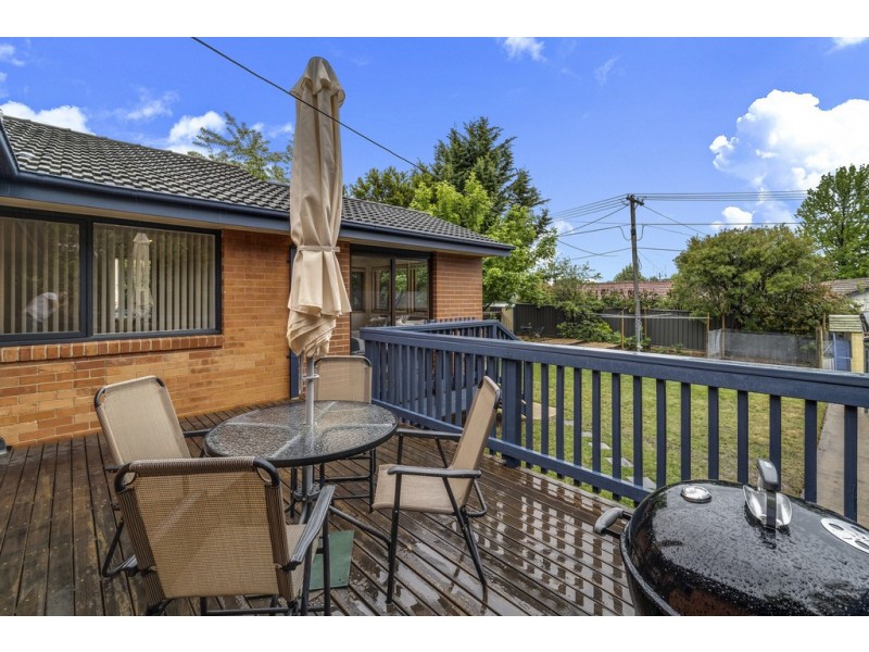 12 Ayers Place, Curtin ACT 2605