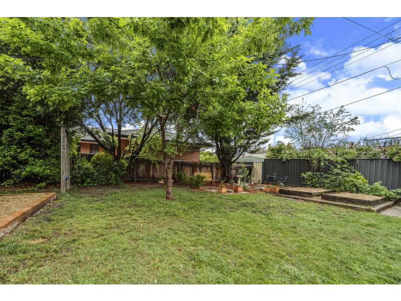 12 Ayers Place, Curtin ACT 2605