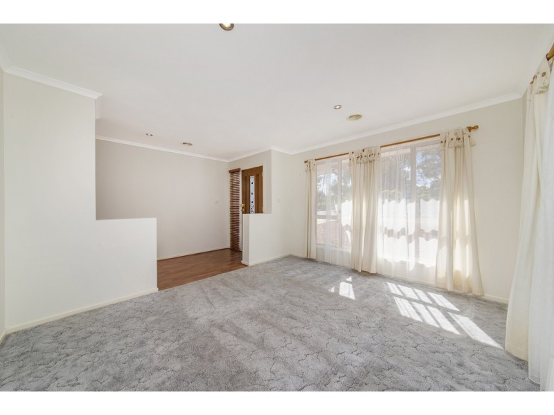 10 Cecil Place, Dunlop ACT 2615