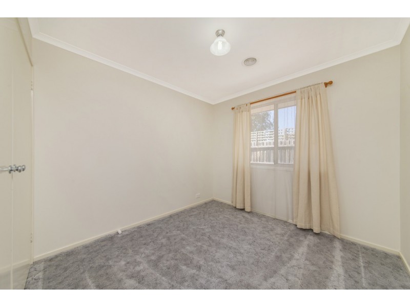 10 Cecil Place, Dunlop ACT 2615