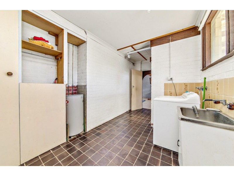 1 Fizelle Place, Weston ACT 2611