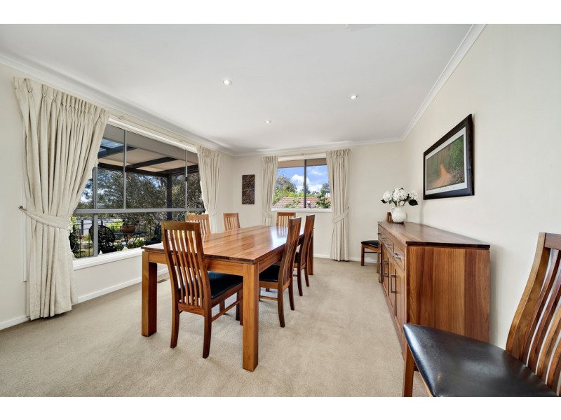 25 McLachlan Crescent, Weetangera ACT 2614