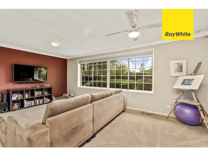 1 Elmslie Place, Curtin ACT 2605