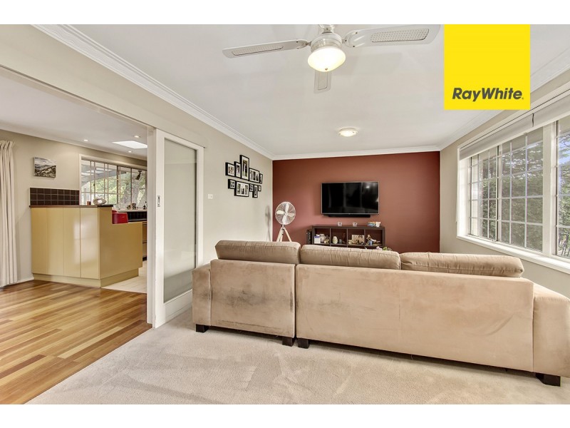 1 Elmslie Place, Curtin ACT 2605