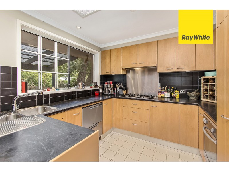 1 Elmslie Place, Curtin ACT 2605