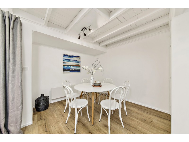19 English Court, Phillip ACT 2606