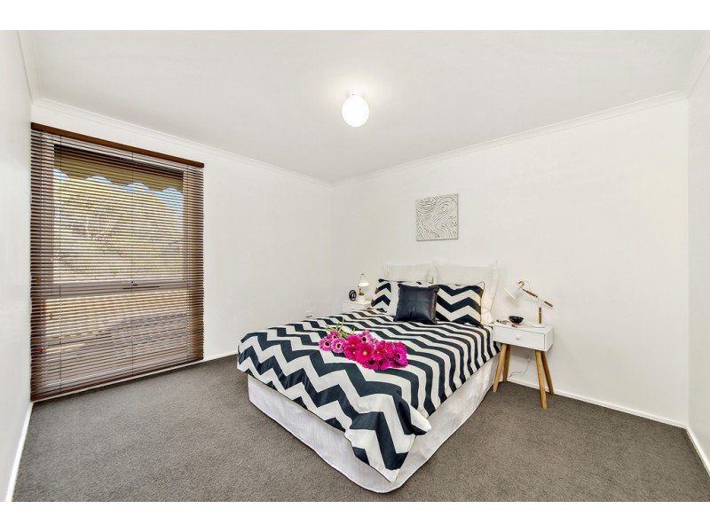 19 English Court, Phillip ACT 2606