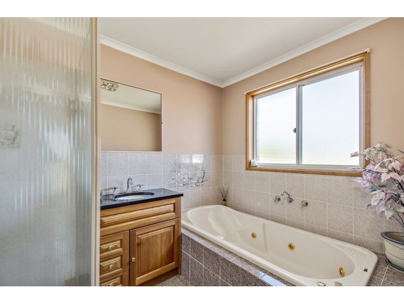26 Parfitt Crescent, Calwell ACT 2905