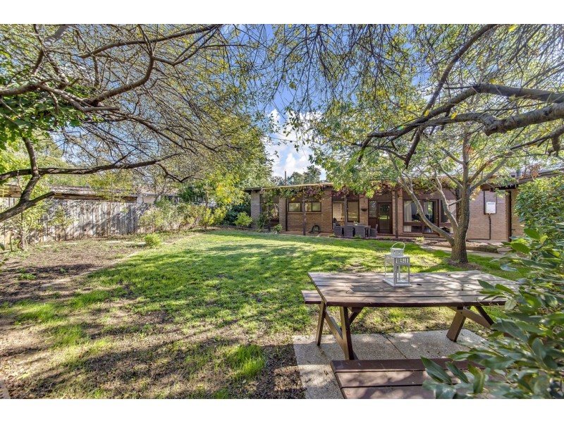 31 Bambridge Street, Weetangera ACT 2614