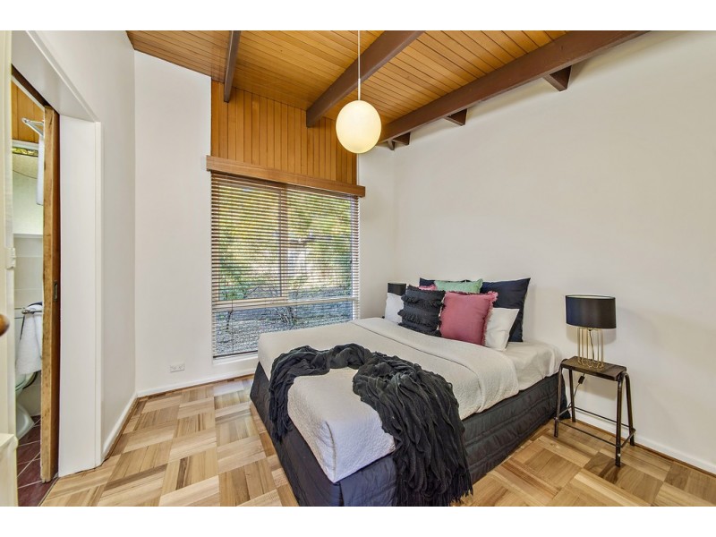 31 Bambridge Street, Weetangera ACT 2614
