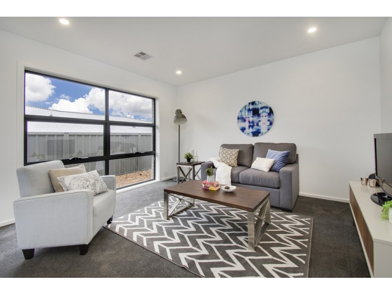 43 Gillespie Street, Weetangera ACT 2614