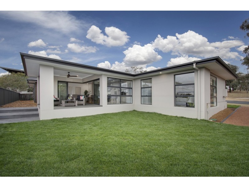 43 Gillespie Street, Weetangera ACT 2614