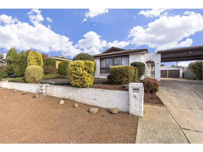 16 Maranoa Street, Kaleen ACT 2617