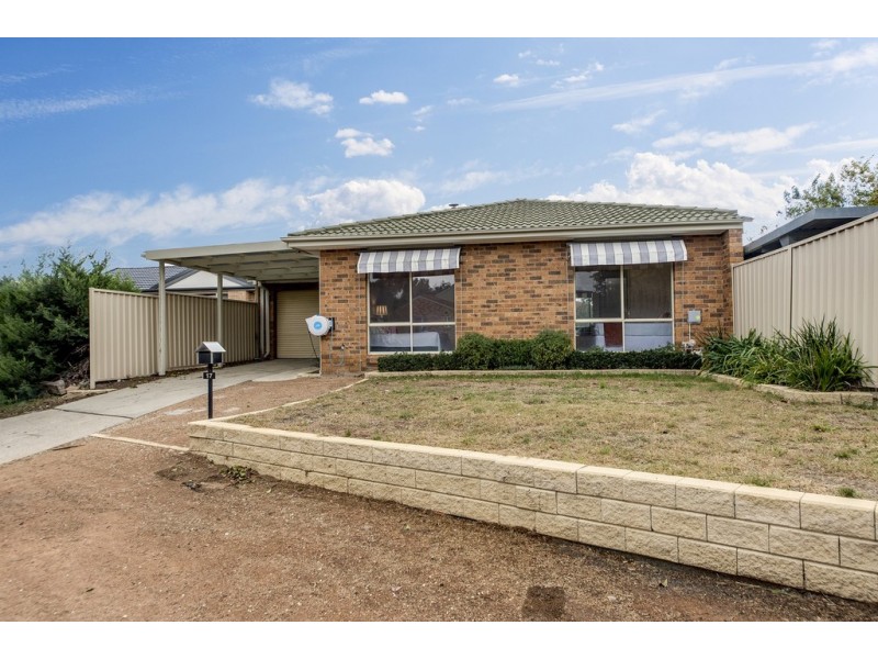 17 Bimbiang Crescent, Ngunnawal ACT 2913