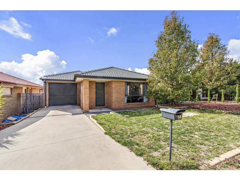 14 Audrey Cahn Street, Macgregor ACT 2615
