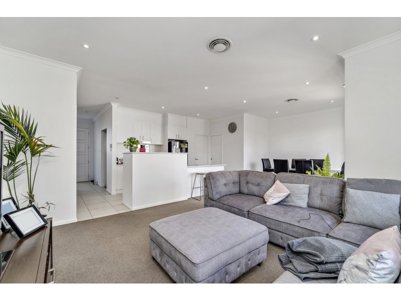 6/10 Helpmann Street, Bonython ACT 2905