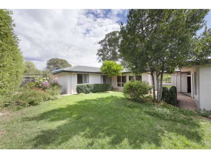 99 Morgan Crescent, Curtin ACT 2605