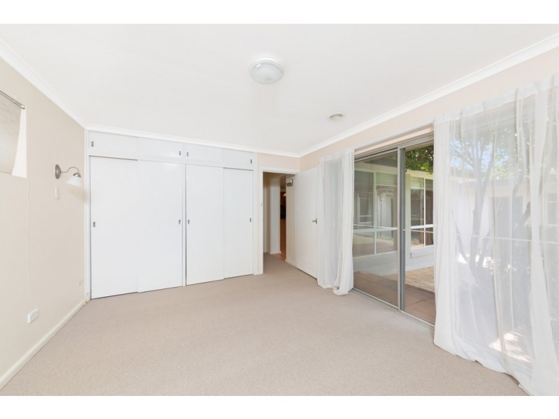 99 Morgan Crescent, Curtin ACT 2605