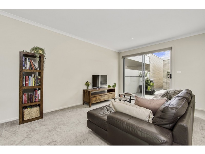 41/101 Kinloch Circuit, Bruce ACT 2617