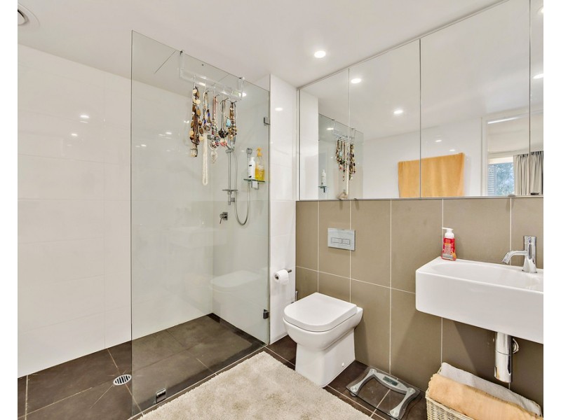 26/43 Constitution Avenue, Reid ACT 2612