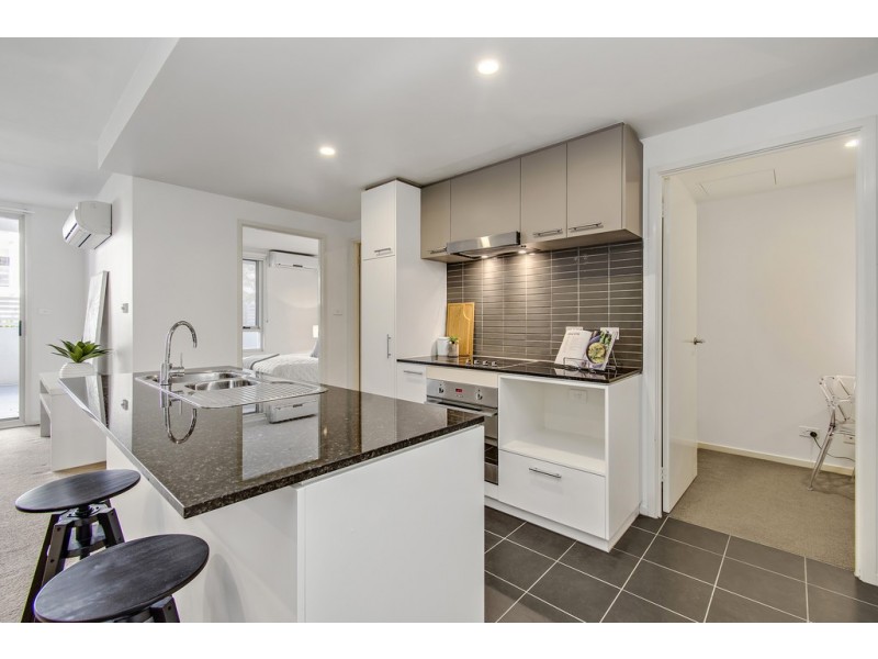 92/72 College Street, Belconnen ACT 2617