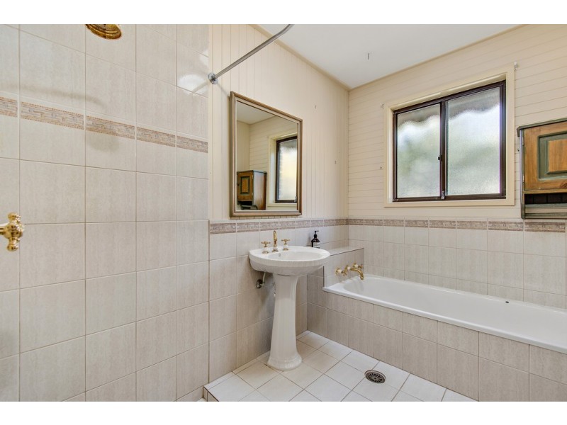 28 Weathers Street, Gowrie ACT 2904