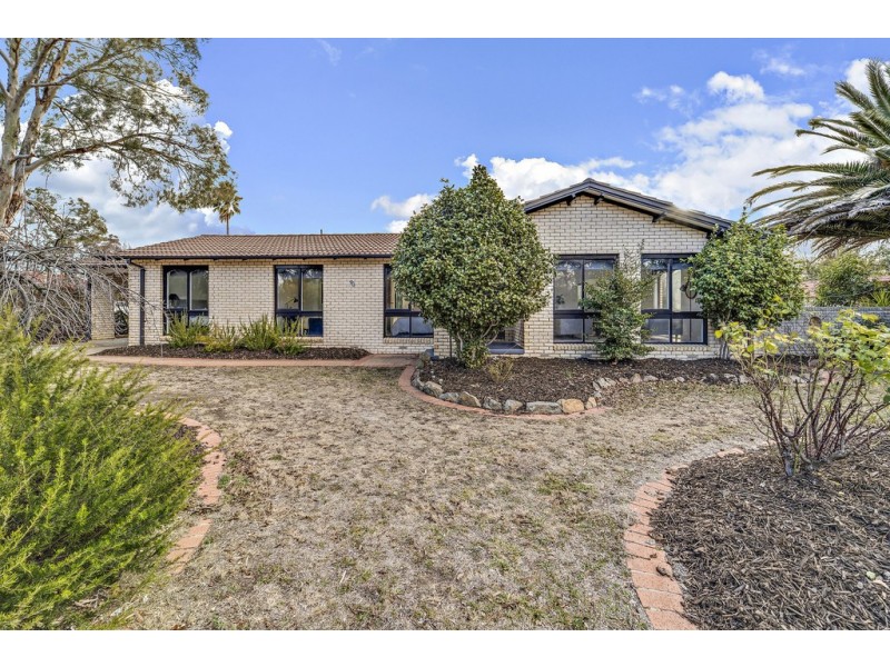 90 Diamantina Crescent, Kaleen ACT 2617
