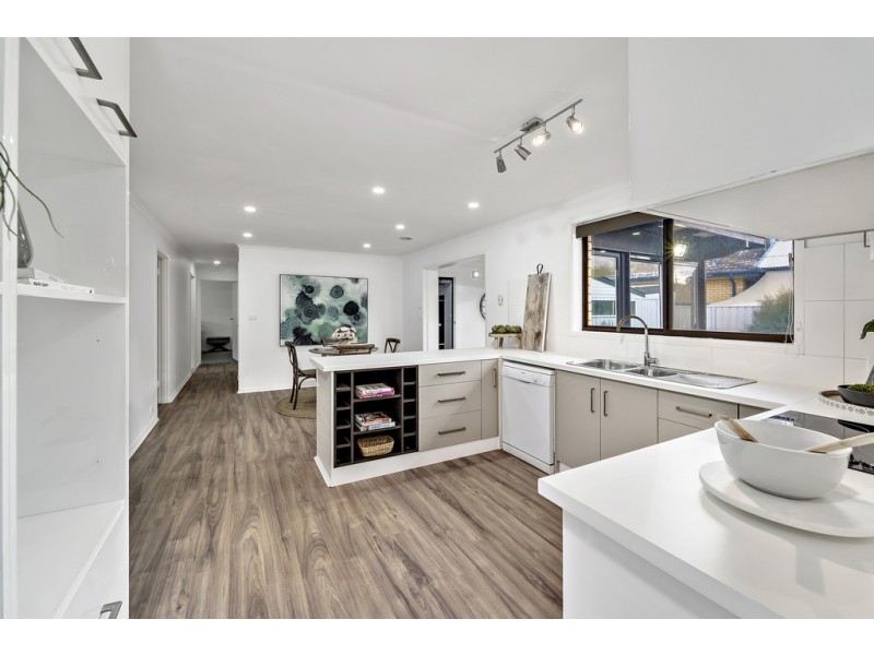 90 Diamantina Crescent, Kaleen ACT 2617