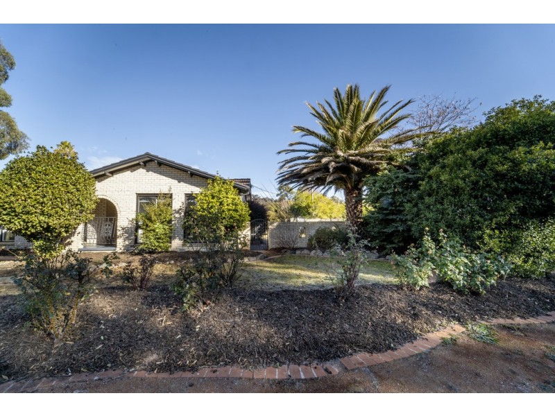 90 Diamantina Crescent, Kaleen ACT 2617