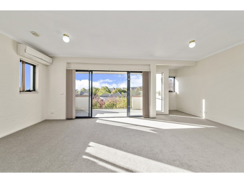 12/1 Tauss Place, Bruce ACT 2617