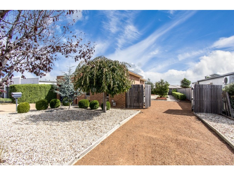 19 Heighway Street, Macgregor ACT 2615