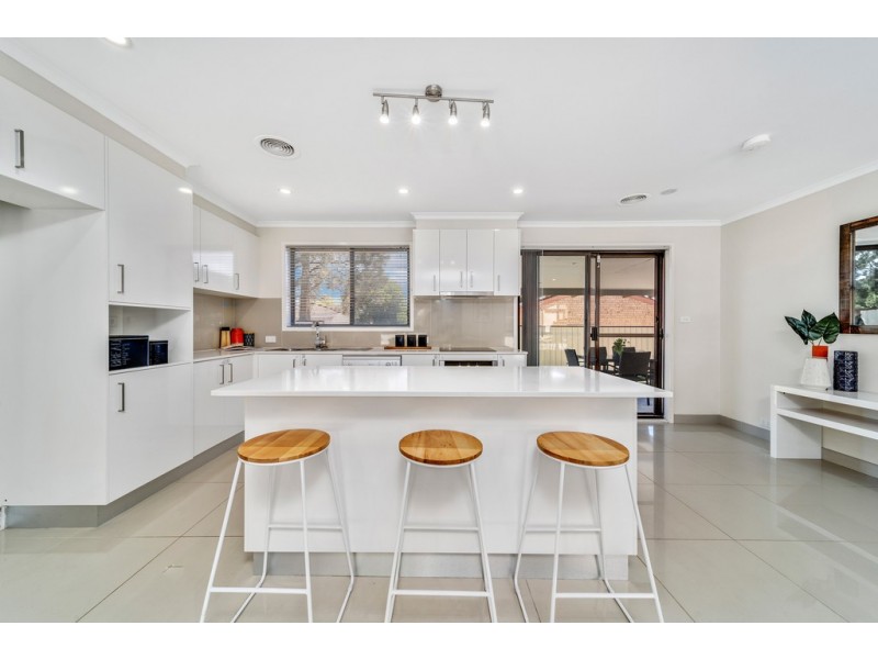 15/18 Cromwell Circuit, Isabella Plains ACT 2905