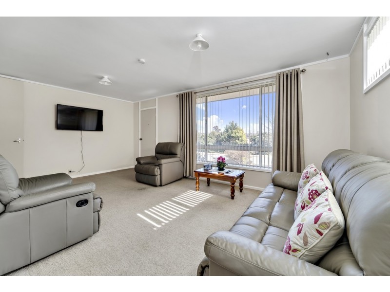 20 Gruner Street, Weston ACT 2611