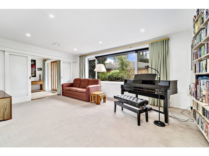 82 Bandjalong Crescent, Aranda ACT 2614