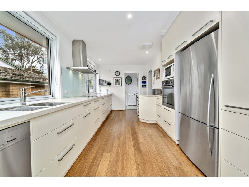 82 Bandjalong Crescent, Aranda ACT 2614